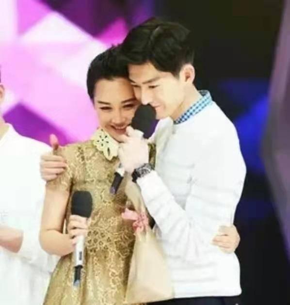 吃瓜娱乐明星头像男,揭秘娱乐圈男星们的吃瓜日常  第2张