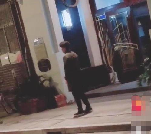 南航偷拍被爆料视频曝光,视频曝光引发公众热议  第3张 南航偷拍被爆料视频曝光,视频曝光引发公众热议  第3张