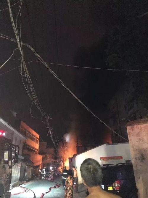 信阳火灾最新爆料,揭秘事故原因与救援情况  第2张