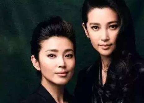 黑衣爆料李雪视频,揭秘背后惊人真相  第2张 黑衣爆料李雪视频,揭秘背后惊人真相  第2张