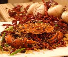 爆料避风塘炒蟹做法视频,视频揭秘家常美味制作过程