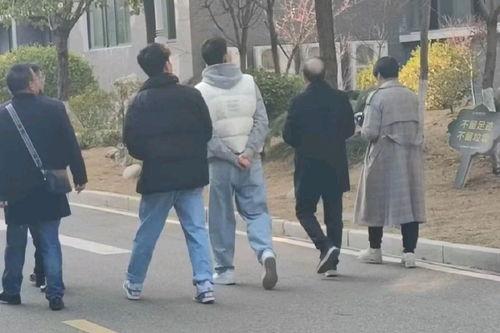 吃瓜事件网红群,揭秘网红群里的吃瓜风云  第2张 吃瓜事件网红群,揭秘网红群里的吃瓜风云  第2张