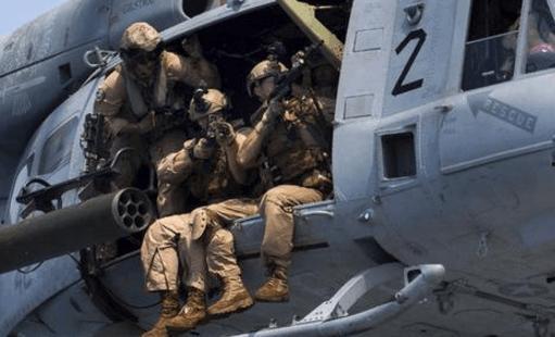 爆料美国坠机视频真实事件,真实事件背后的惊心动魄瞬间  第2张