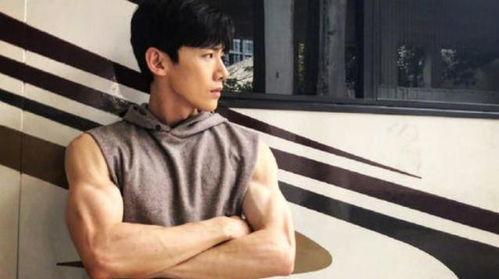 娱乐圈吃瓜爆料白敬亭,揭秘明星背后的故事  第3张 娱乐圈吃瓜爆料白敬亭,揭秘明星背后的故事  第3张