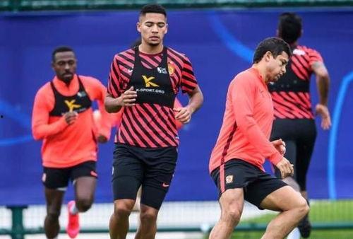 辽宁队足球记者爆料视频,记者揭秘球队幕后故事 第3张 辽宁队足球记者爆料视频,记者揭秘球队幕后故事 第3张