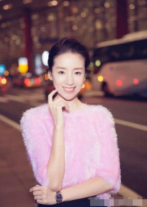 董洁娱乐爆料视频大全下载,揭秘明星幕后故事  第1张